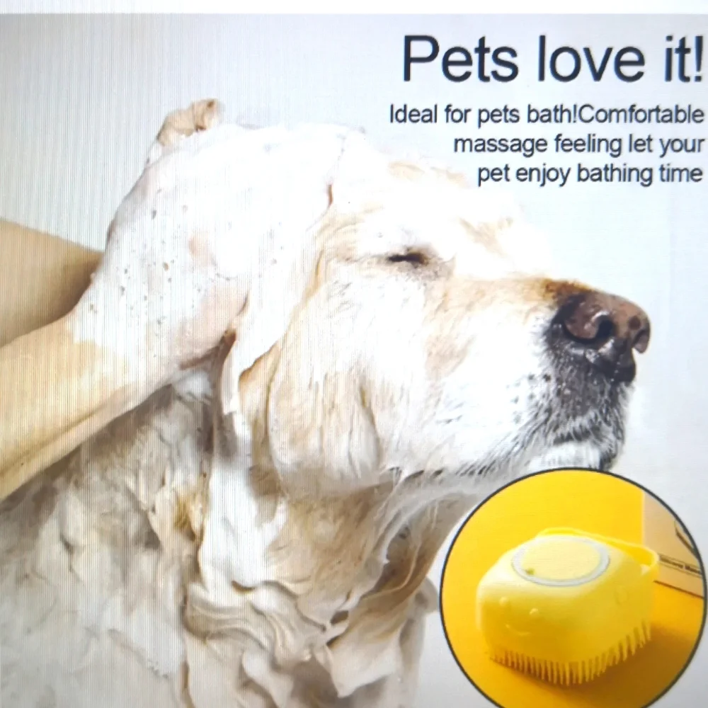 New 💕 Pets love it!💕 Silicone Pet brush 🐕
